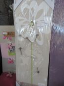 Magnetic Notice Boards (Floral) with Wire Dragonfly Magnets - New. (DR708)