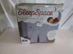 BabyHub - SleepSpace Teepee Cover & Mat / RED - Unchecked & Box Dirty.