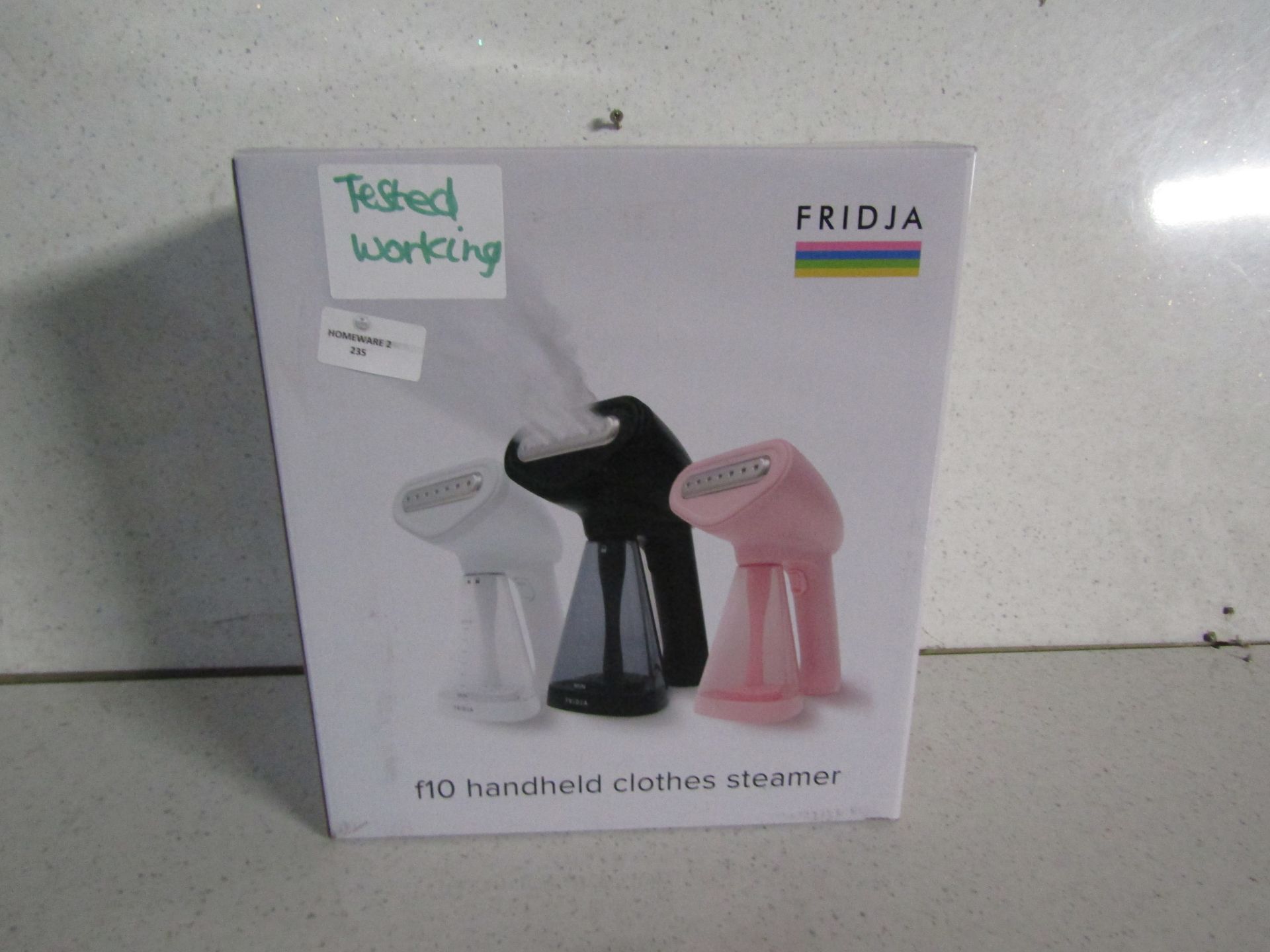 Fridja Handheld Garment Steamer RRP 90About the Product(s)Easy-to-use handheld garment steamer. - Image 2 of 2