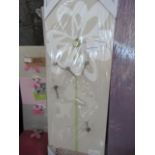 Magnetic Notice Boards (Floral) with Wire Dragonfly Magnets - New. (DR708)