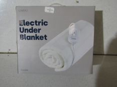 Livino - Electric Heated Under Blanket / 135x120cm - Untested & Boxed.