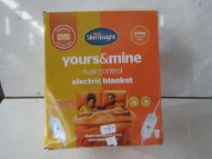 Silentnight - Yours & Mine Dual Control Electric Heated Blanket / Kingsize - Untested & Boxed.