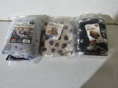 3x Various Pet Blankets - Packaged.