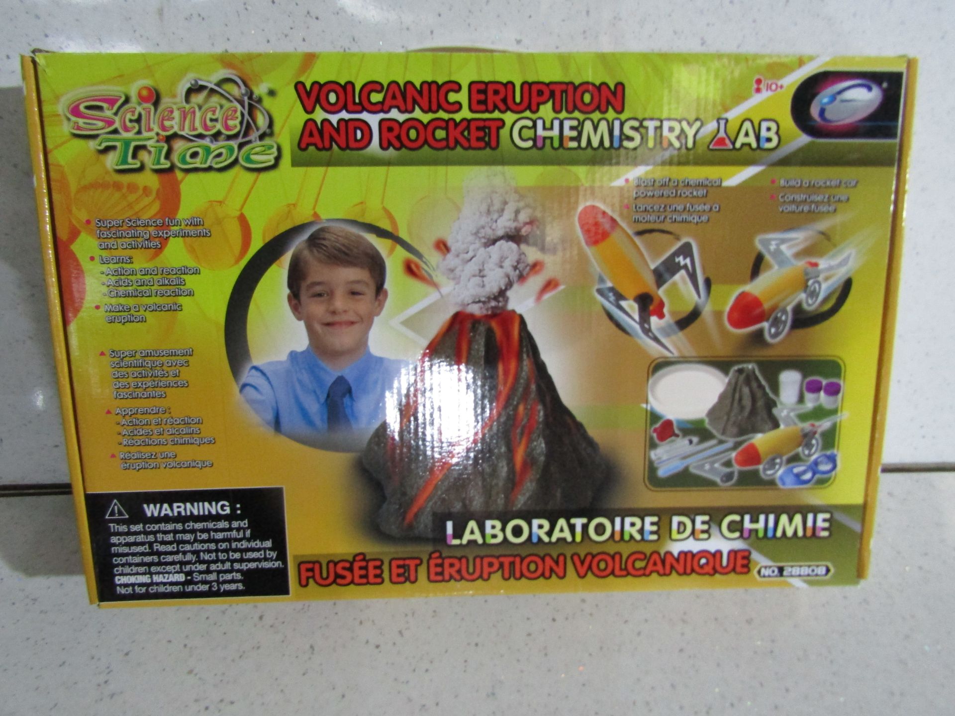 Science Time - Volcanic Eruption & Rocket Chemistry Lab - Boxed.