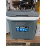 Igloo - MaxCold Latitude 62 Roller 58L Cooler Box - Good Condition.