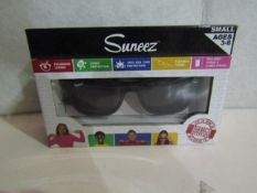 10x Suneez Sun Glasses, Black - New & Boxed.