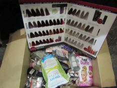 Box Of Approx 20 Various Assorted Beauty Products - All Unchecked.