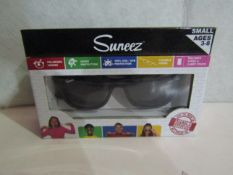 5x Suneez Sun Glasses, Black - New & Boxed.