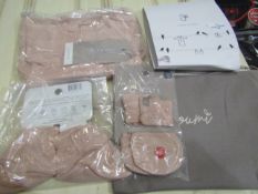 Goumi Jamms Bundle Which Includes Mitts, Boots & Jamms, 3.6m - Good Condition & Packaged.