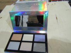 6x Profusion Metallized Hypnotic Hightlight Palette With 6 Harmonic Strobing Powders - All New &