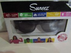 2x Suneez Sun Glasses, Black - New & Boxed.