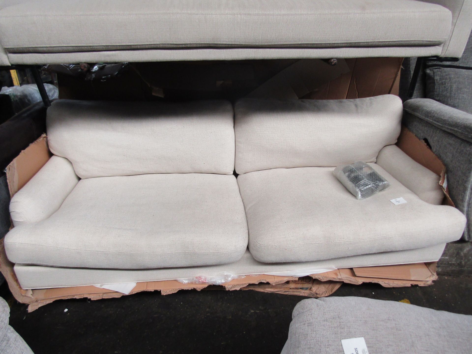 Dusk Hampshire 3 Seater Sofa - Beige RRP 899 Hampshire 3 Seater Sofa - BeigeStunning in its - Image 2 of 2