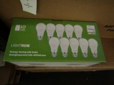 Pack of 10 Lightnum A60  E27 13w LED light bulbs, new and boxed