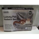 Asab Luxury Pet Radiator Bed, Grey - Unchecked & Boxed.