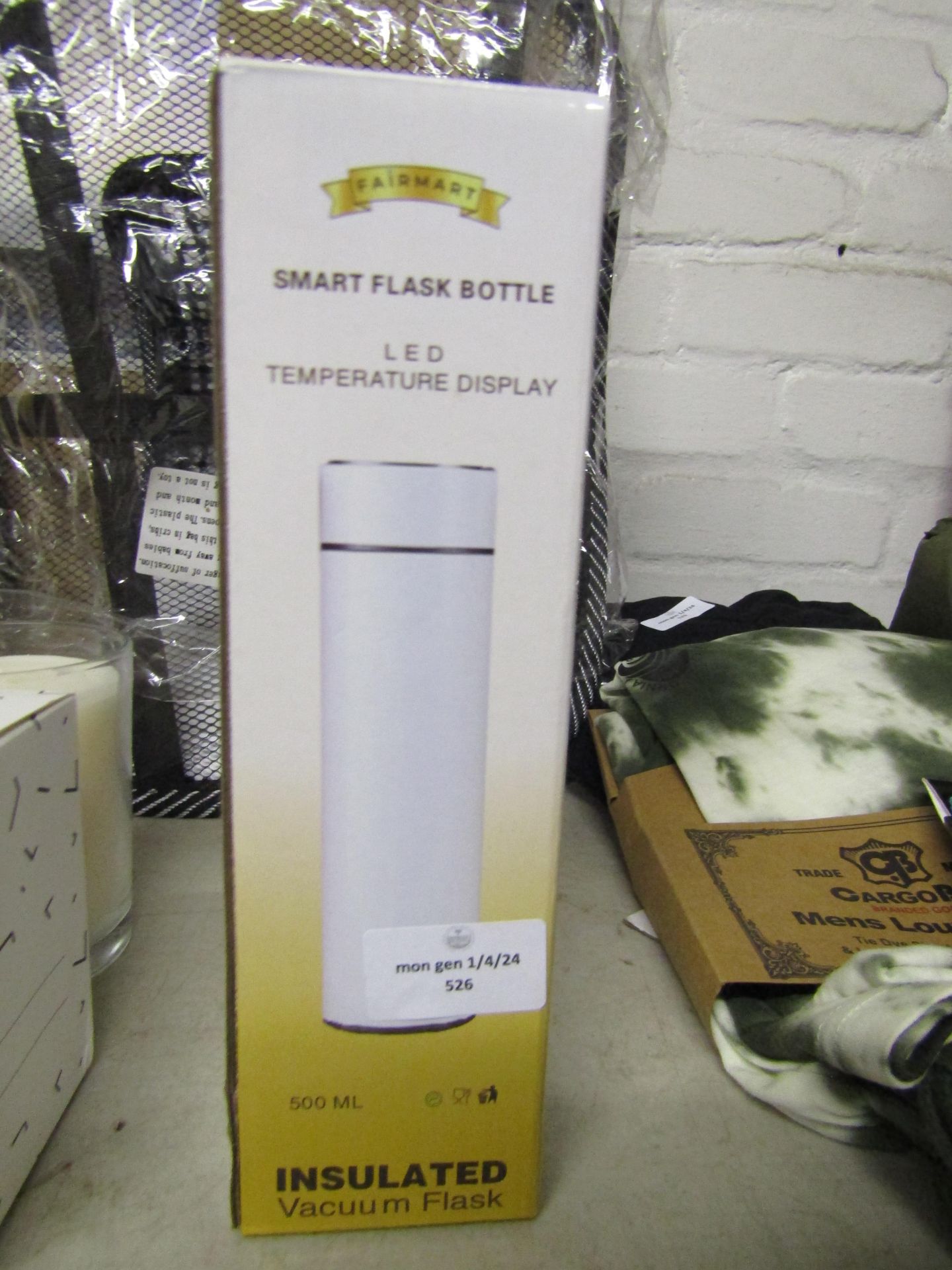 Fairmart Smart Flask Bottle, LED Textured Display, Unchecked & Boxed.