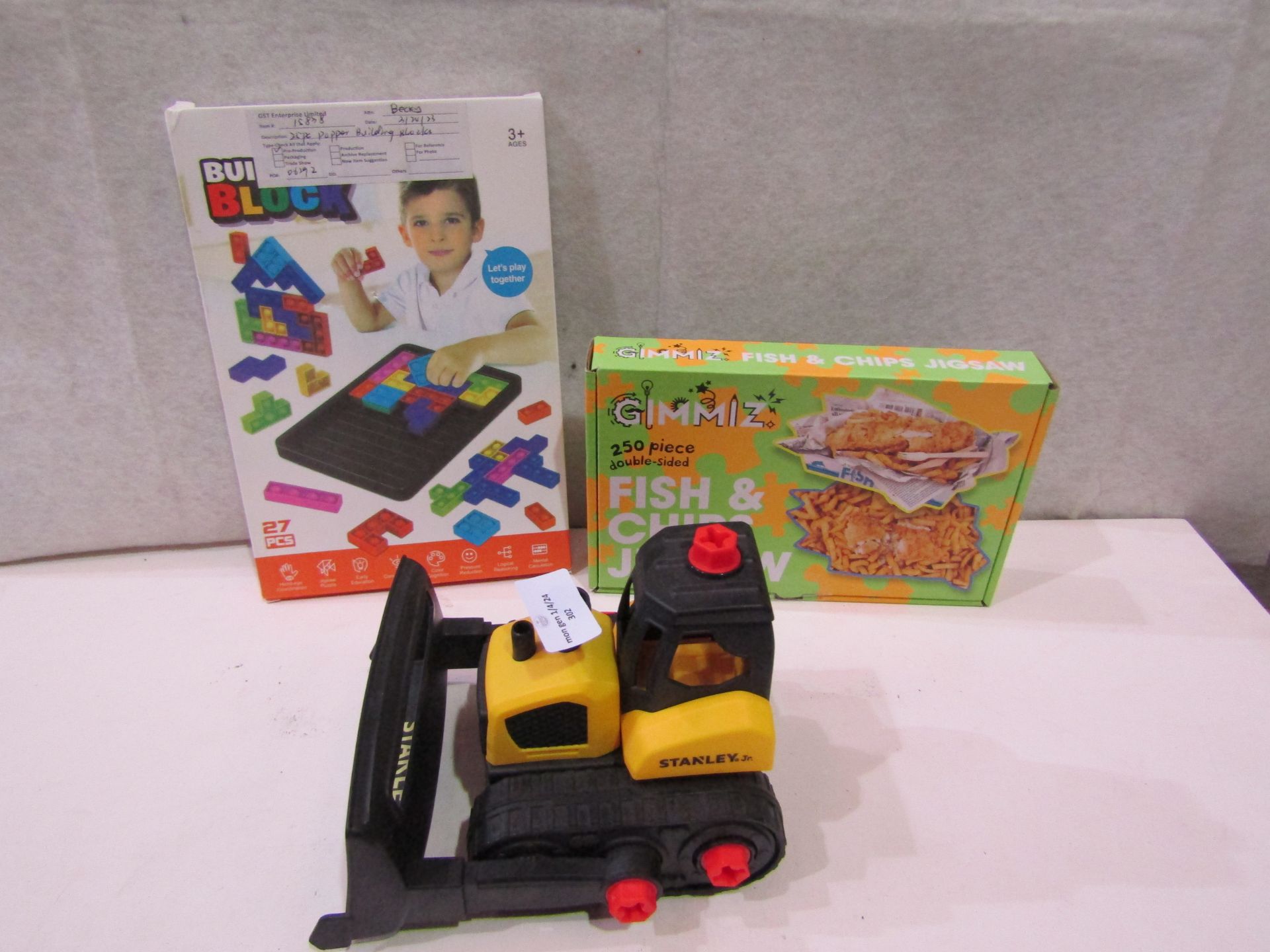 3 X Items Being 1 X Building Blocks 1 X Stanley Digger & 1 X Fish & Chips Jigsaw 250 PC All