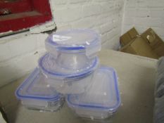 4x Plastic Storage Food Containers - Please See Image For Details.