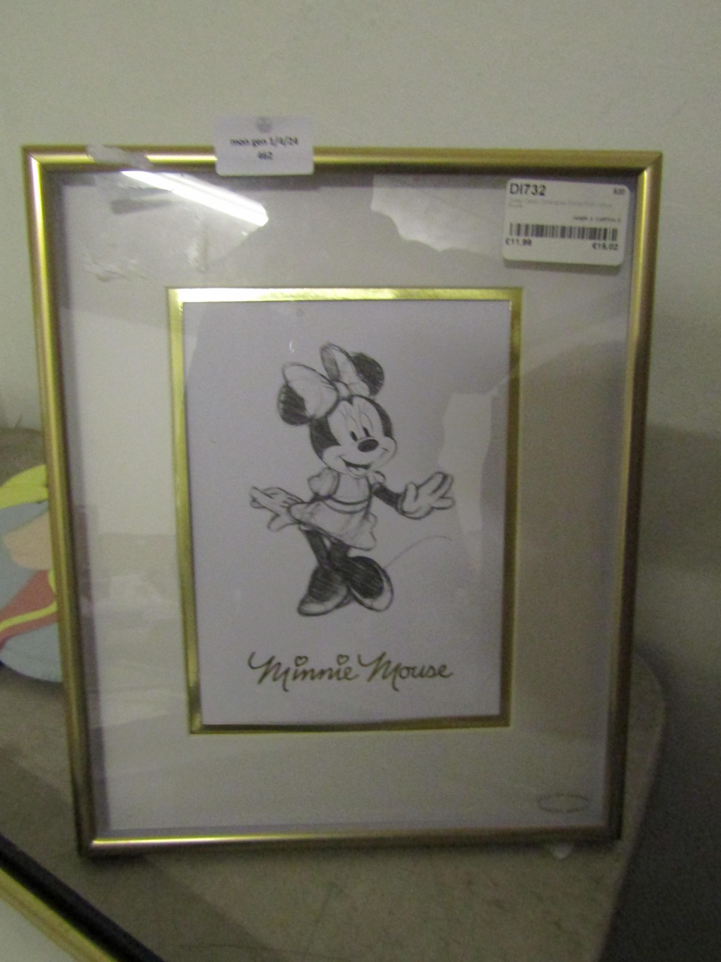 Disney Classic Collectables Framed Print Minnie Mouse Outer Size: 30-26cm & Inner Approx 20-16cm -