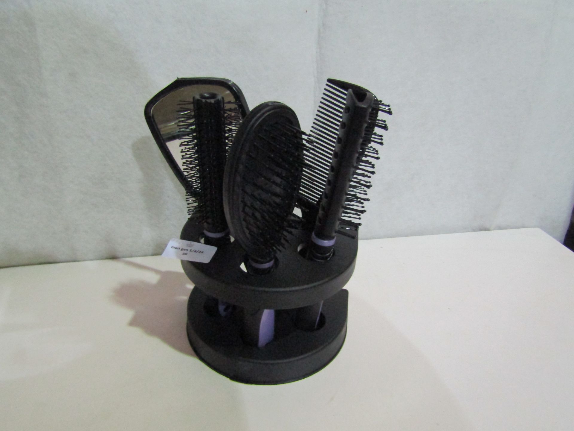 Asab 5-Piece Brush & Comb Set - Good Condition.