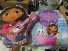 6 X Various kids cushions. See image