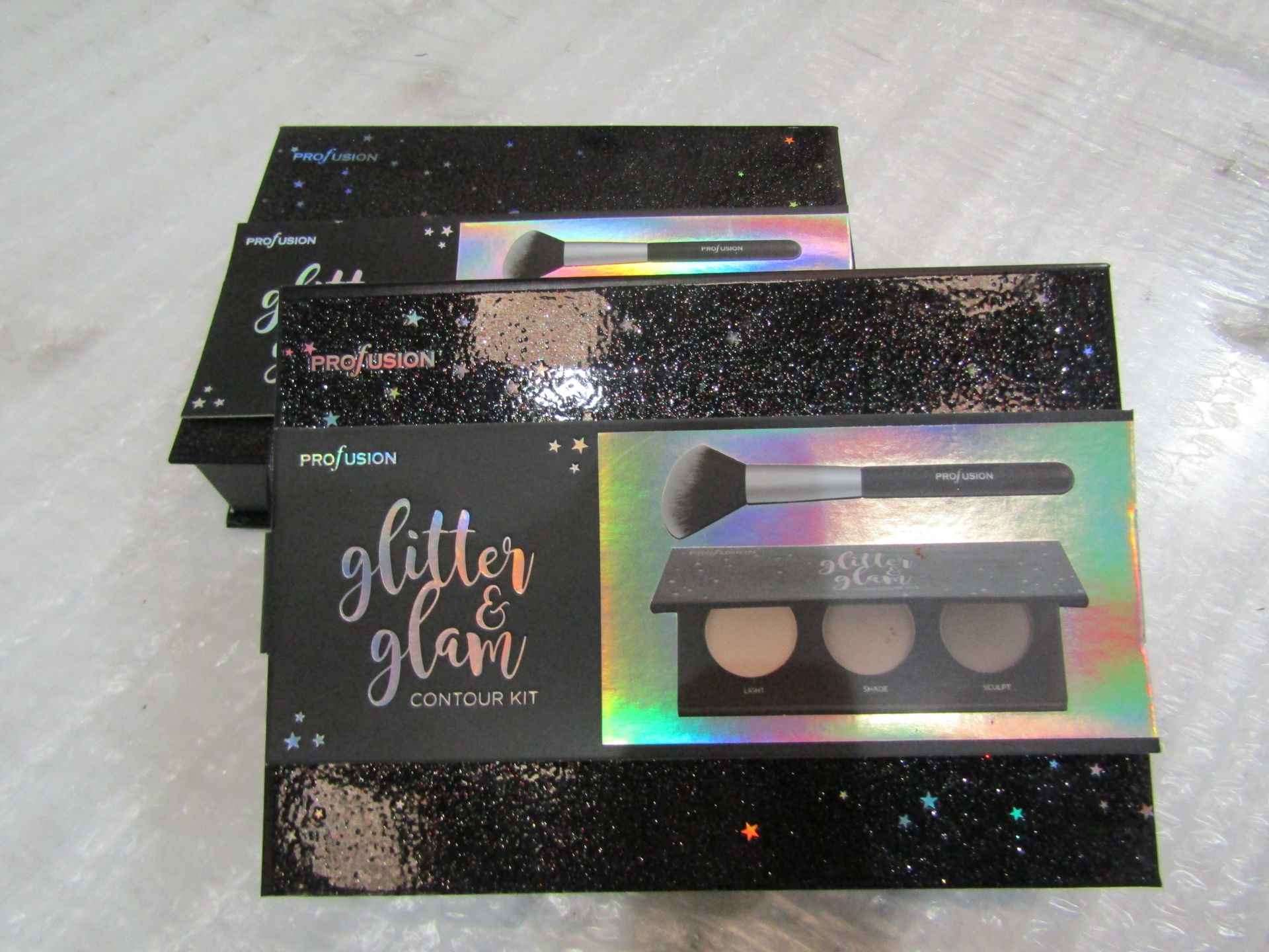 2x Profusion Glitter & Glam Contour Kit, Look New.