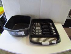 2 Items being a black plastic washing up bowl & a matching drainer. Look unused