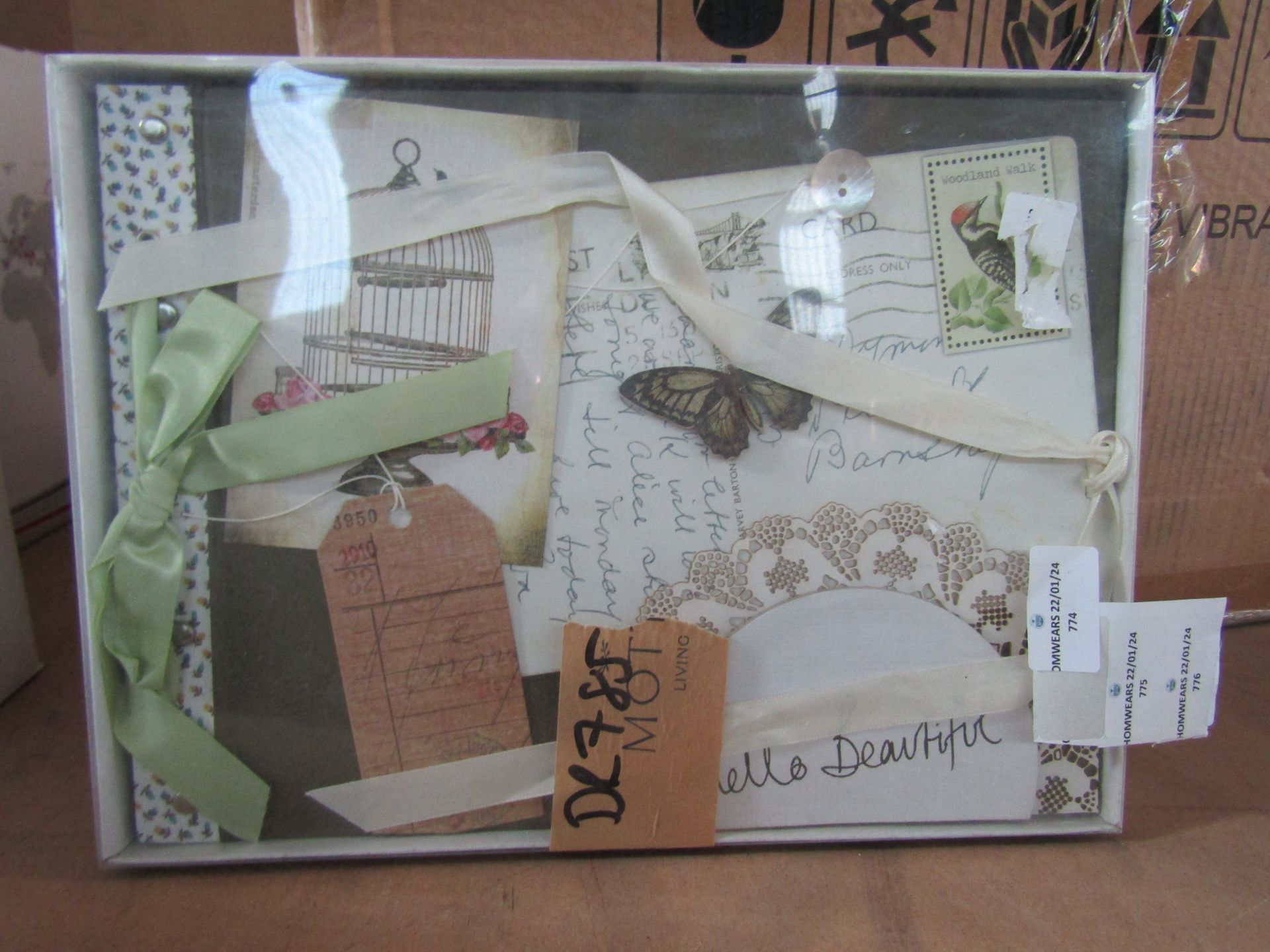 Vintage Style Photo Album (Choc), new and boxed, RRP ?25 (DR785)