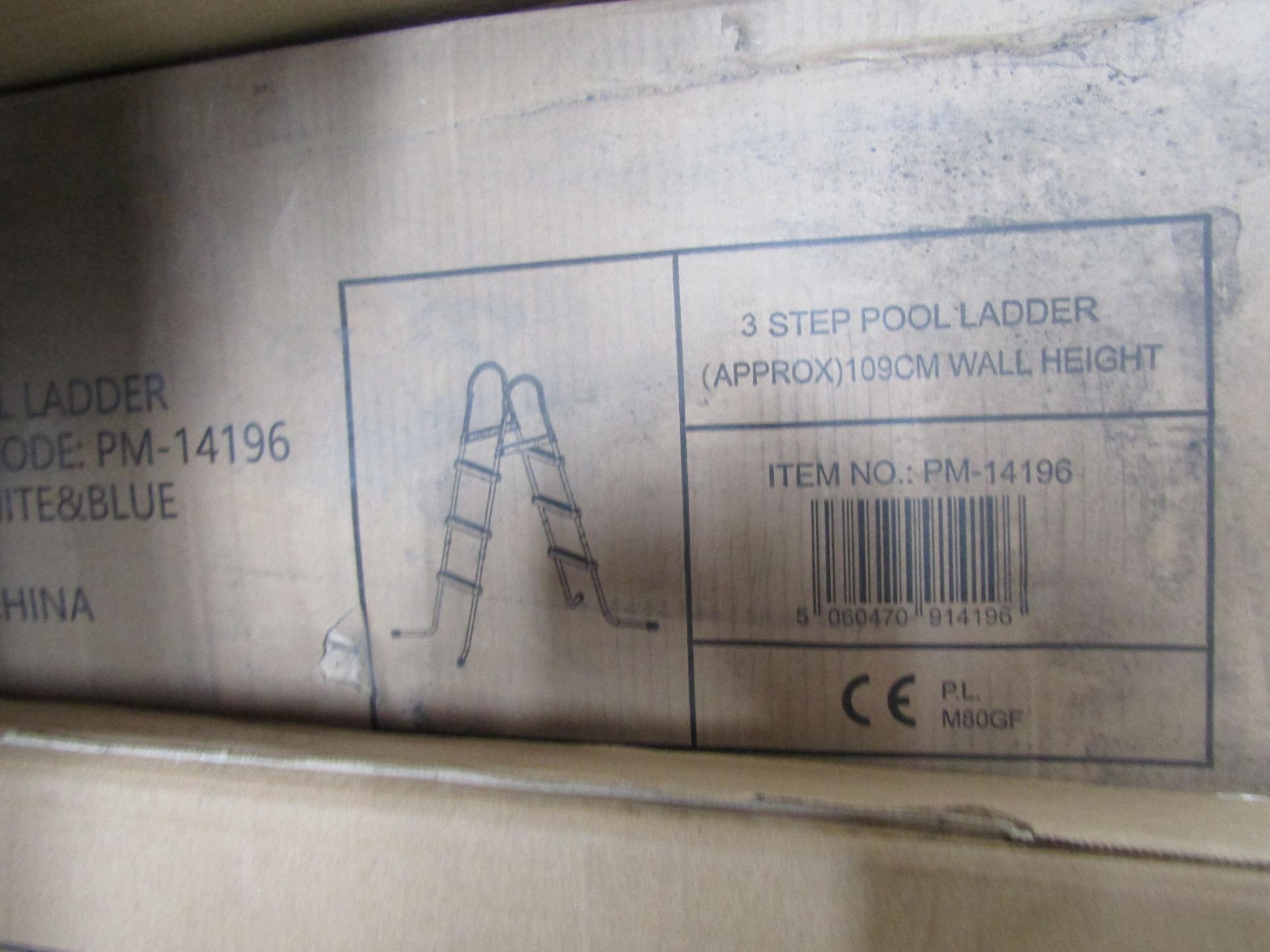 3-Step Pool Ladder - Boxed.