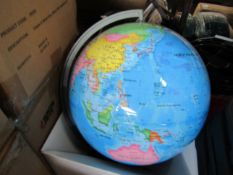 Giant Globe - Boxed.