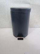 Innoteck - Navy Blue 3L Pedal Bin - Good Condition & Boxed.