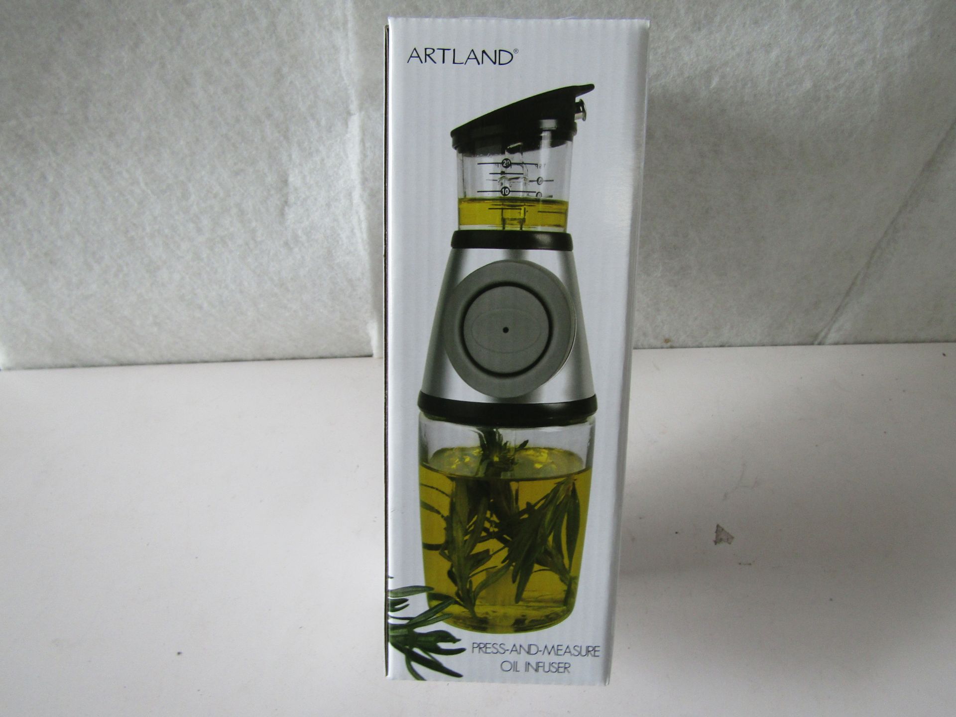 Artland - Press & Measure Oil Infuser 29.5cl - Boxed.