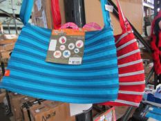 2x Zip-It - Fling Bags - ( Red / Blue ) - Good Condition.