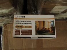 Lightnum LED 3mtr Light curtain with 306 LED and 8 modes, new and boxed.