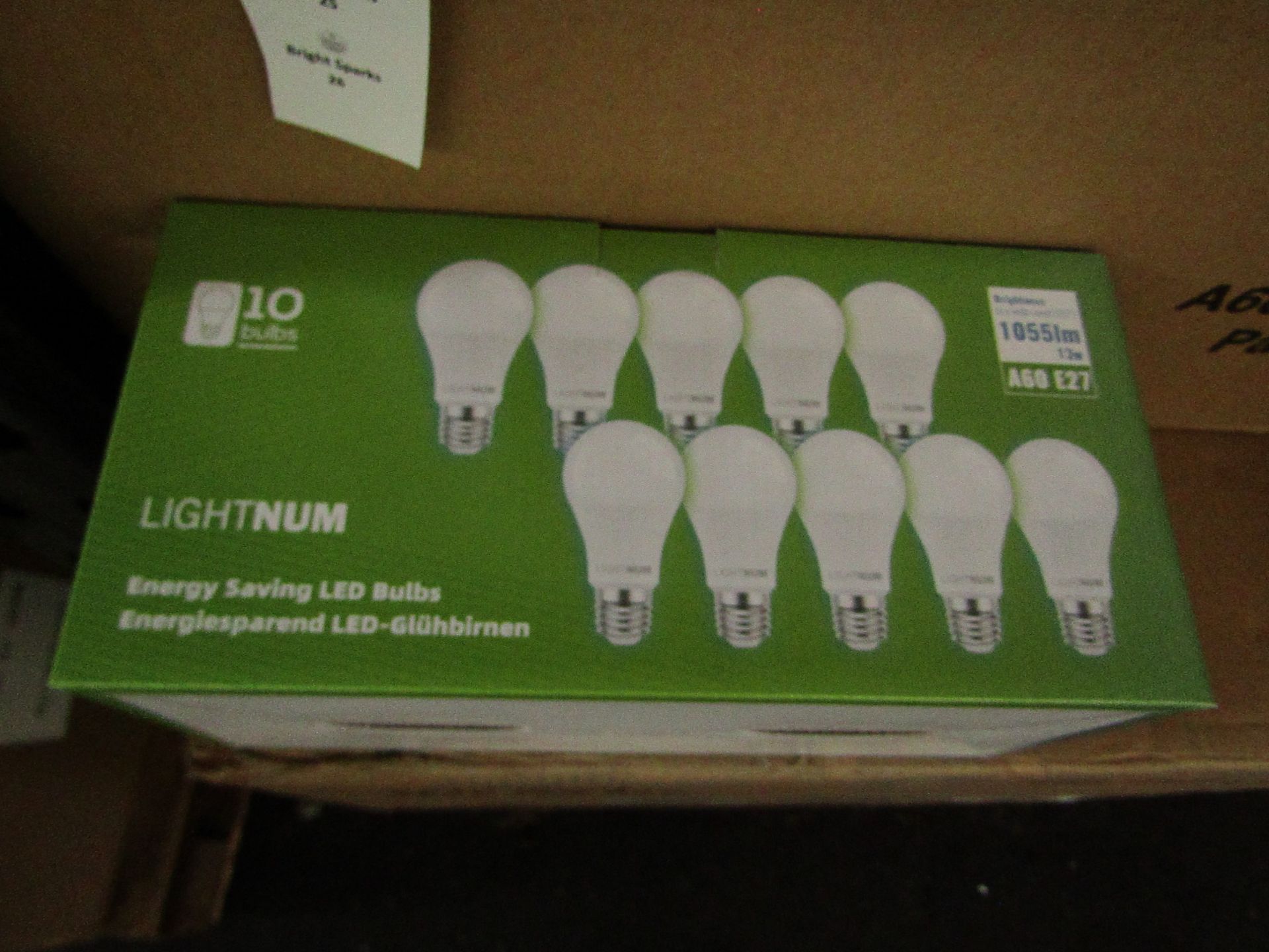 Pack of 10 Lightnum A60ÿ E27 13w LED light bulbs, new and boxed