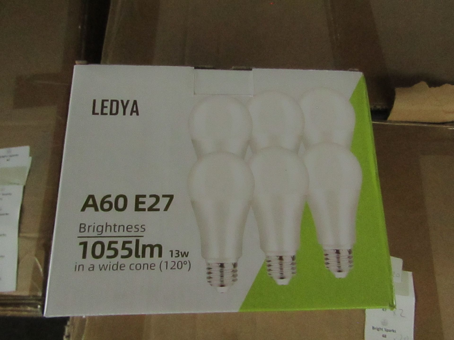 Pack of 6 Ledya A60ÿ E27 13w LED light bulbs, new and boxed
