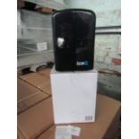 iceQ 4 Litre Mini Fridge - Black RRP 44.99 About the Product(s) Condition of Lot Excellent