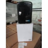 iceQ 4 Litre Mini Fridge - Black RRP 44.99 About the Product(s) Condition of Lot Excellent