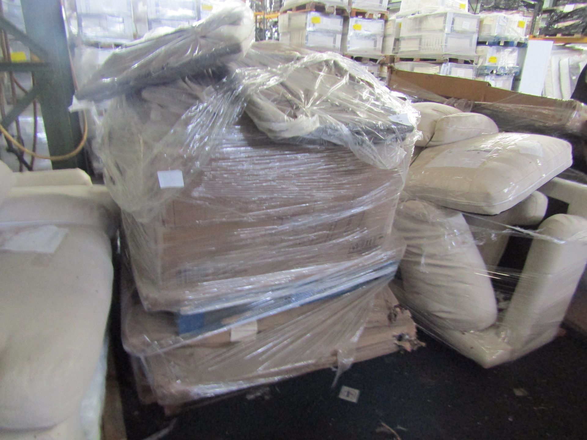 Pallet Of Rattan Garden Set Parts, Various Sets Includes Some Chair Parts And Tables RRP 1000About