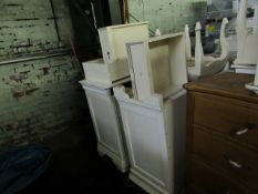 3 items of furniture ideal for upcycling RRP 500About the Product(s) 3 items of furniture incl 2