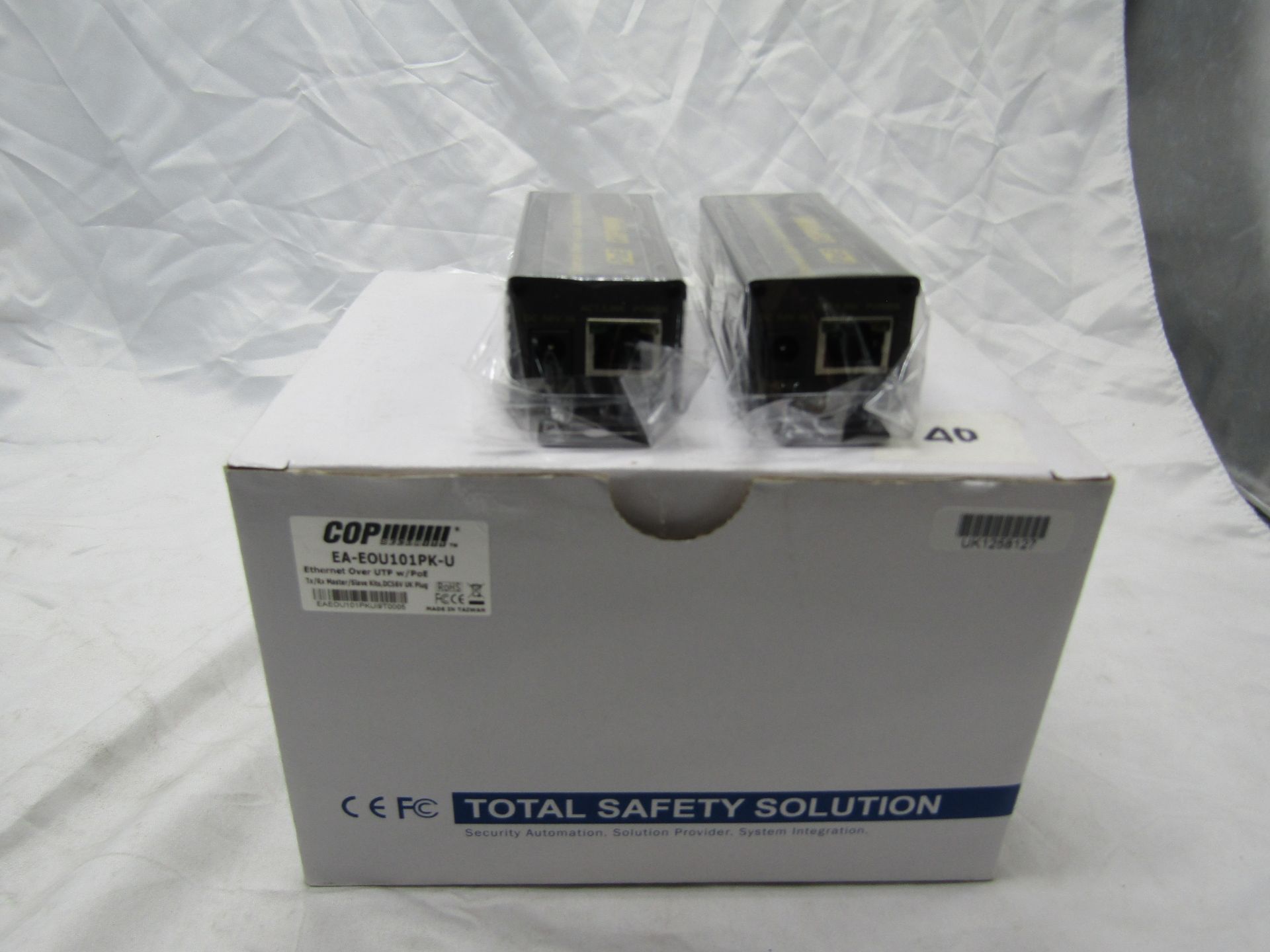 one lot of over 200 items of CCTV and Surveillance equipment, includes DVRs, Cameras, Thermal - Bild 69 aus 104