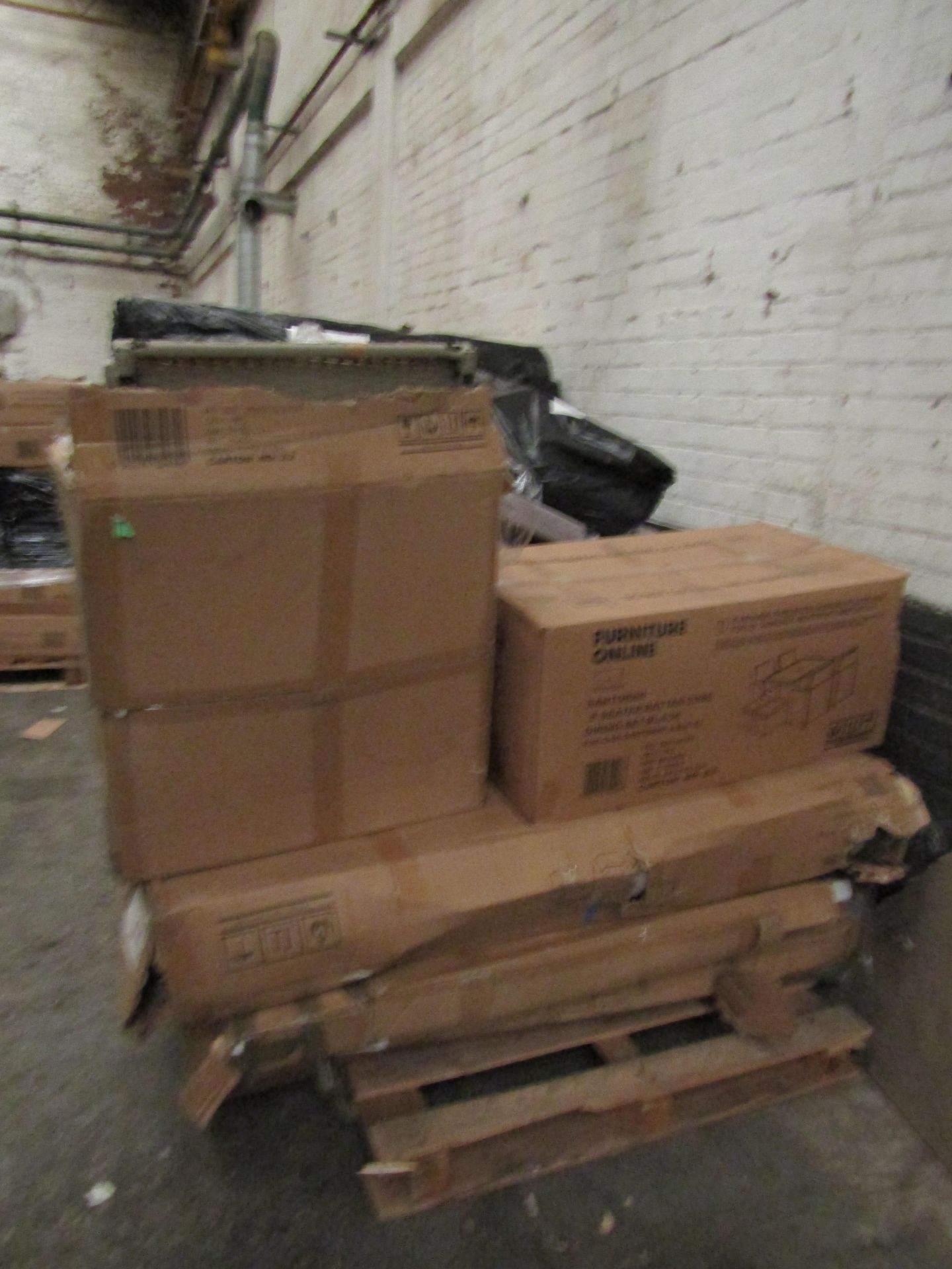 Approx 20 pallets of Mixed rattan parts, these are odd packs to Santorini, Barcelona and Algarve - Image 2 of 16