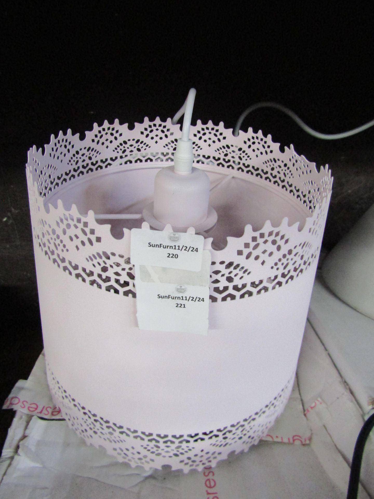 Lace Metal Pendant Light, Pink Size: Diam 27cm - RRP ?80.00 - New & Boxed. (DR824)