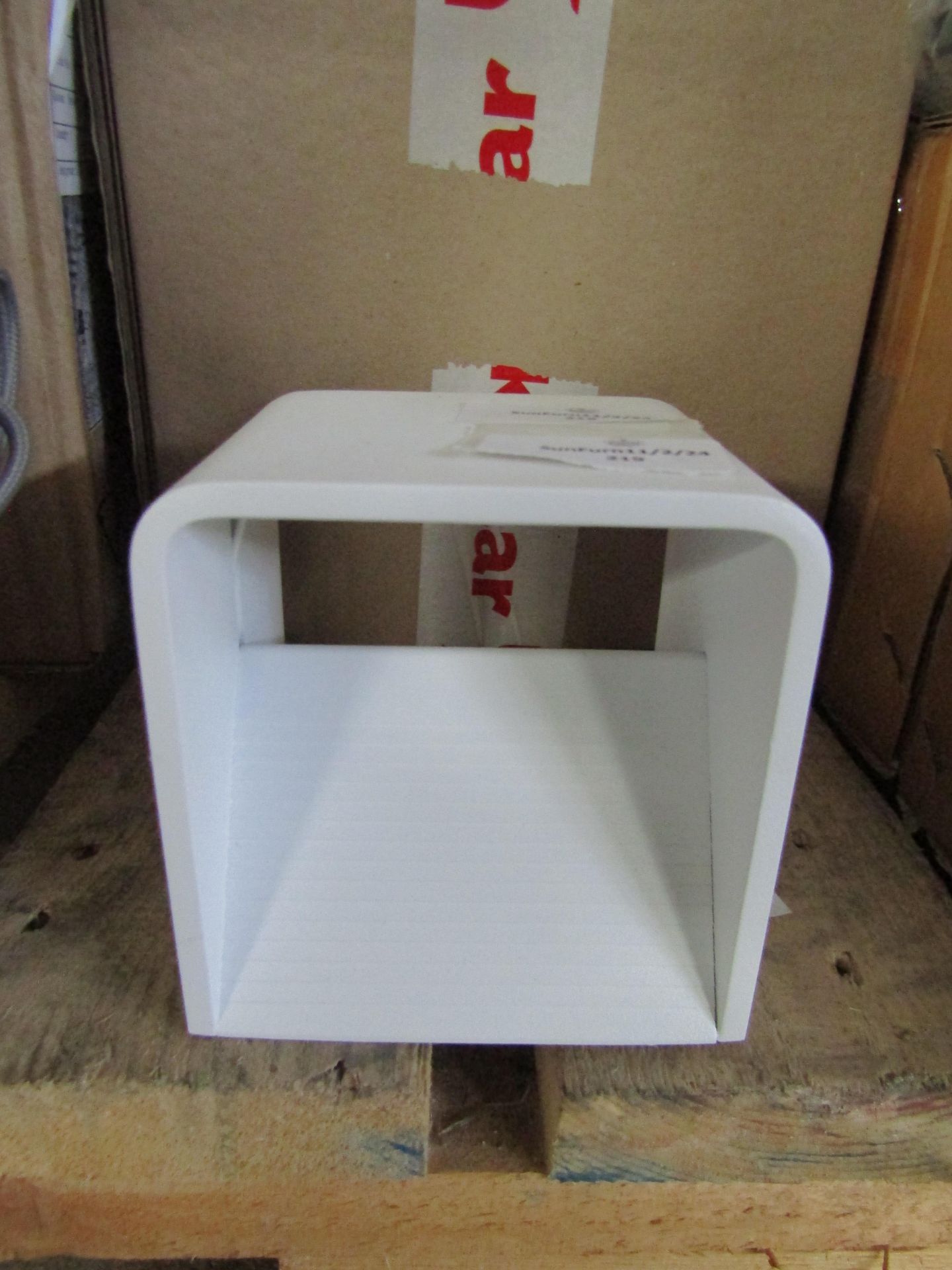 Matt White Box Wall Light. Size: W10 x D10 x H8cm LED Lamp Included - RRP ?72.00 - New & Boxed. (