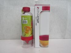 5x CitrusZinger - Infuser Water Bottles ( RED ) - New.