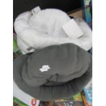 2x Small Fabric Cat Bed - See Image For Designs - No Packaging.