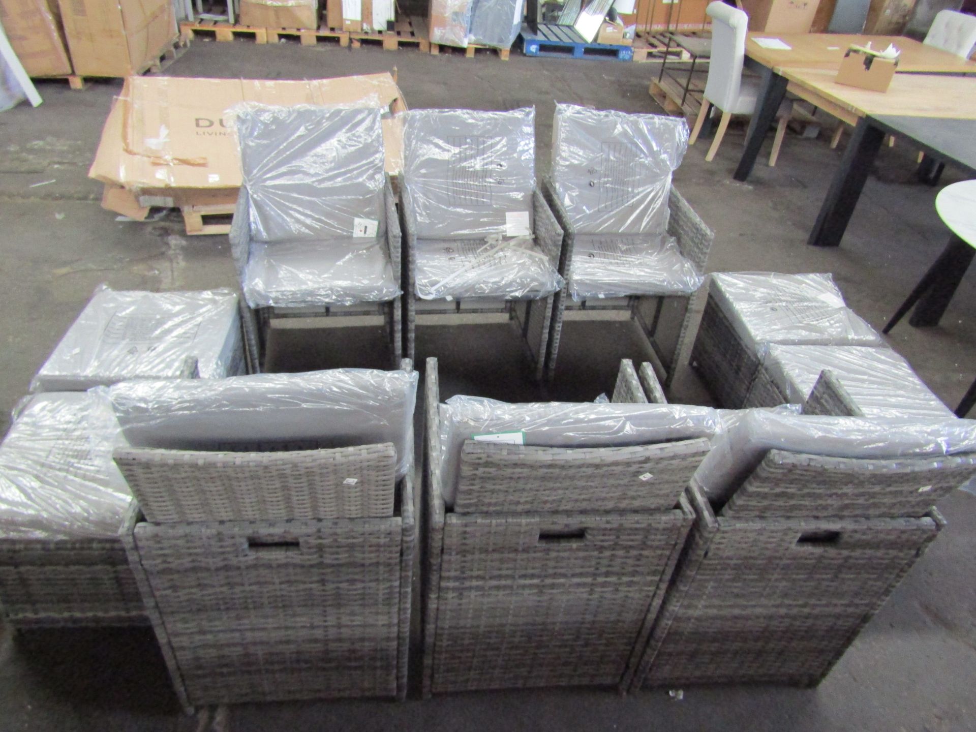 3 x Furniture Online Ex-Retail Customer Returns Mixed Lot - Total RRP est. 1124.25 About the