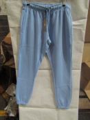 Light & Shade Ladies Jog Pants Puple, Size: M - Good Condition.