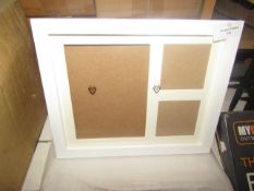 Photo Frame, Looks In Good Condition, No Box.