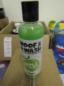 Box Of 10x 250ml Woof & Wash Apple Dog Shampoo - Exp: 21/05/21