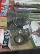 3x Various Glass Vases - Please See Image For Further Detail - Good Condition.